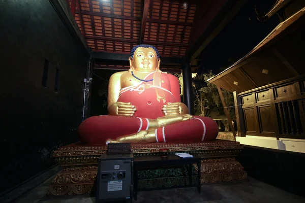 Budda w Wat Jedi Luang — Zdjęcie stockowe