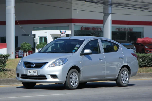 Privates Ökomobil, nissan almera. — Stockfoto