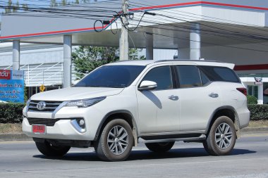 Özel suv otomobil, Toyota Fortuner.