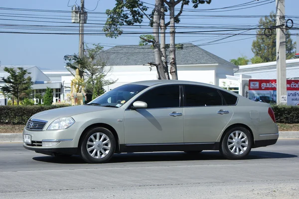 Частный автомобиль, Nissan Teana . — стоковое фото