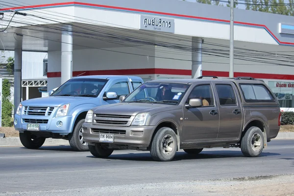 Camion de ramassage privé, Isuzu D-max, dmax . — Photo