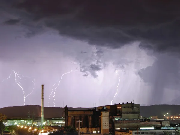 Storm over industrial plant — Stock Photo, Image