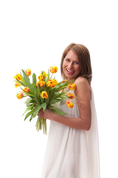 Belle femme blonde avec bouquet de tulipes — Photo