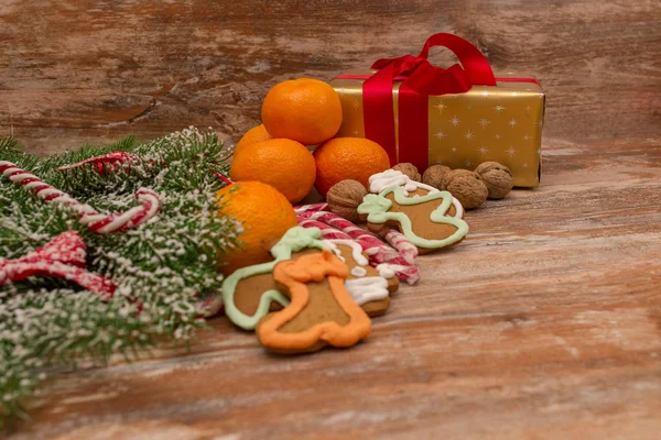 Mandarinky, krabičky a cukrovinek — Stock fotografie