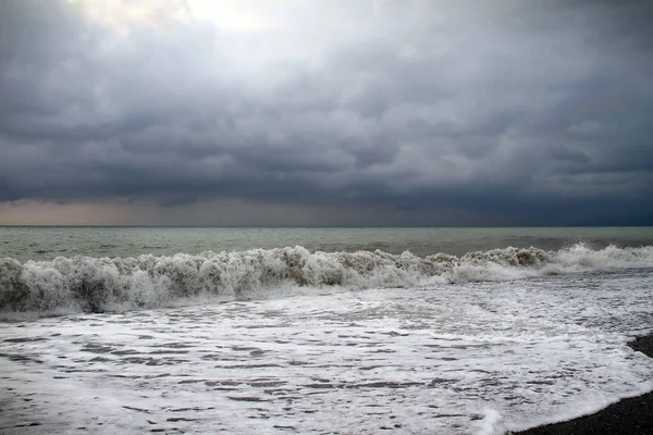 Praia Costa Mar Negro Sochi Rússia — Fotografia de Stock