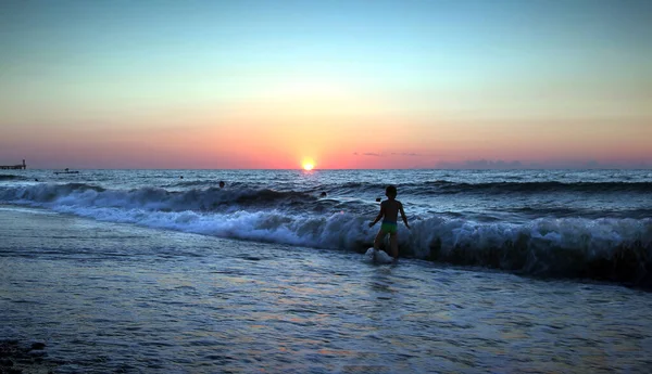 Praia Costa Mar Negro Sochi Rússia — Fotografia de Stock