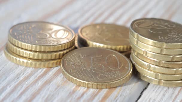 Euro Centów Układane Stosy Drewnianym Tle Widok Makro — Wideo stockowe