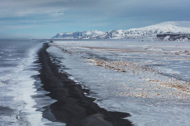 Dyrholaey Promontory, İzlanda, Kuzey Atlantik Okyanusu