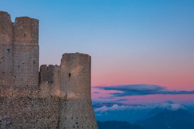 Rocca Calascio Kalesi, Abruzzo, İtalya