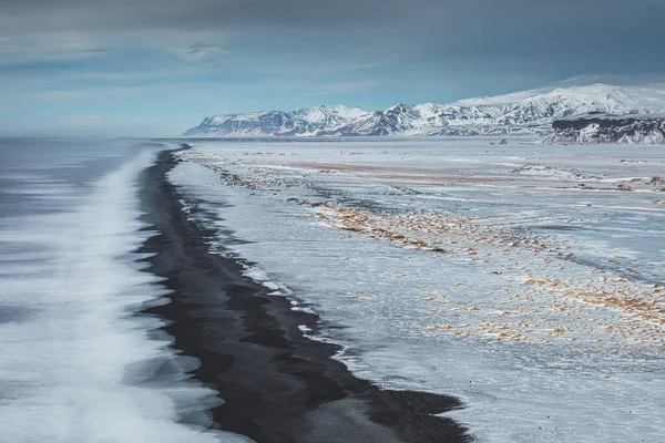 Dyrholaey Promontory Iceland North Atlantic Ocean — стокове фото