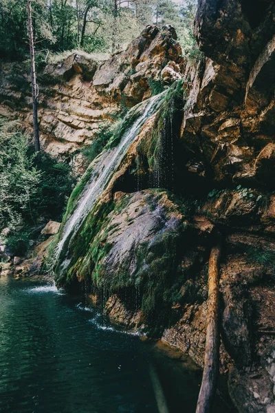 Paysage Avec Une Piscine Avec Cascade Dans Lieu Catalonie Espagne — Photo