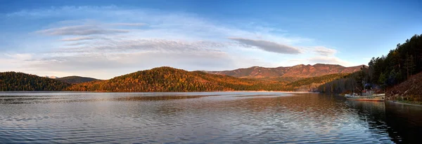 BAIKAL LAKE natureza ladscapes / Olkhon ilha Imagem De Stock