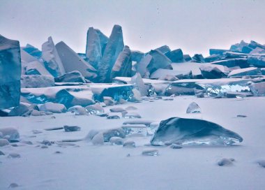 Baykal Gölü buz makro evren