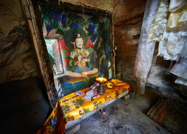 HIMALAYAS ARCHITECTURE IN NEPAL