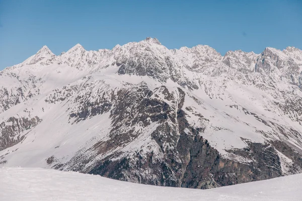 Belas vistas da estância de esqui de Tetnuld, Svaneti, Geórgia. — Fotografia de Stock