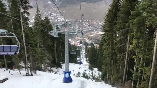 Six-seater chairlift at a ski resort in Georgia — Video