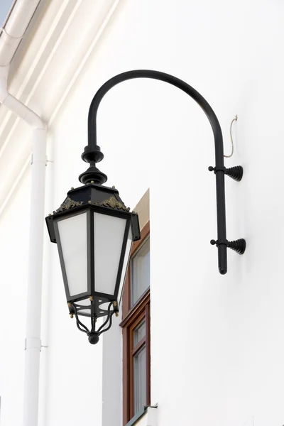 windows duvar ile eski lamba.