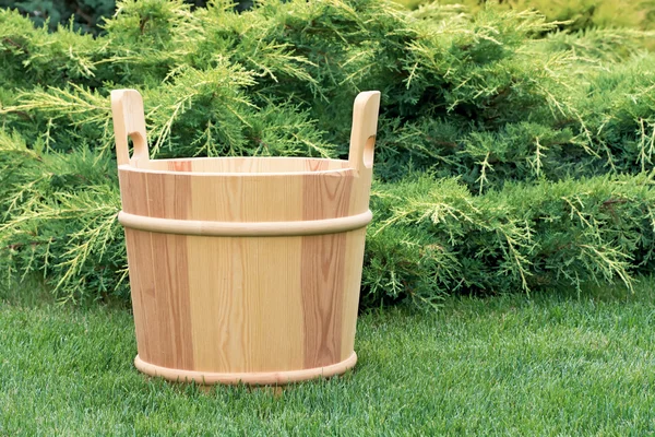 Wooden bucket for sauna. — Stock Photo, Image