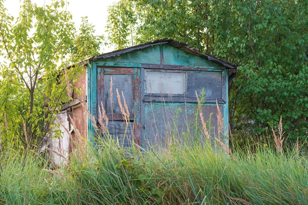 Abandoned garden house. — Stock Photo, Image