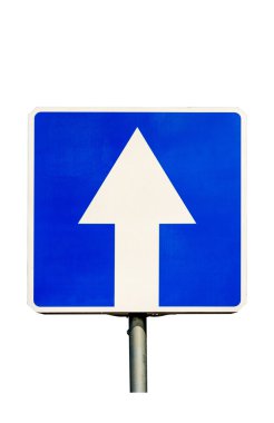 Tek yönlü trafik yol işaretleri.