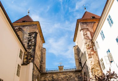 Prag, Çek Cumhuriyeti, 22 Mart 2019: Zincir Altında Bakire Meryem Kilisesi Kubbeleri, Prag, Çek Cumhuriyeti
