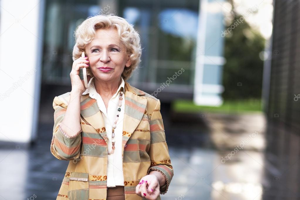 Senior woman, on the phone