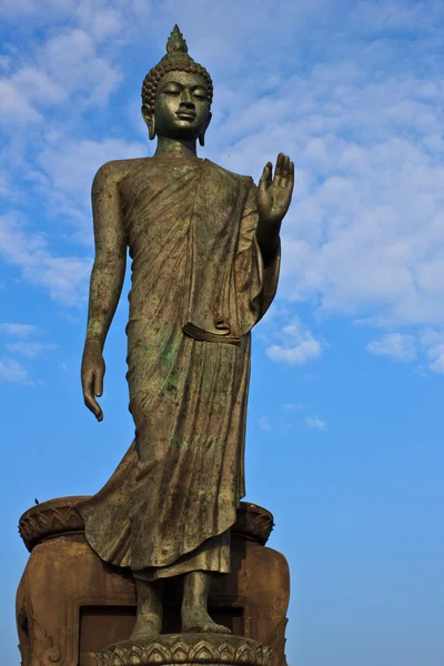 İlke Buda Buddhamonthon içinde.