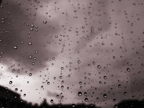 Genova Italy 2020 Water Rain Drops Glass Background 雨落在窗户上 秋日雨后黄昏的黄昏 — 图库照片