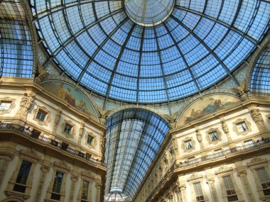 Liguria, İtalya - 12 / 01 / 2020: Küçük Ligurian köylerinden eski binalar ve köprüler. Arka planda deniz kenarı olan Roma ve ortaçağ mimarisi. 