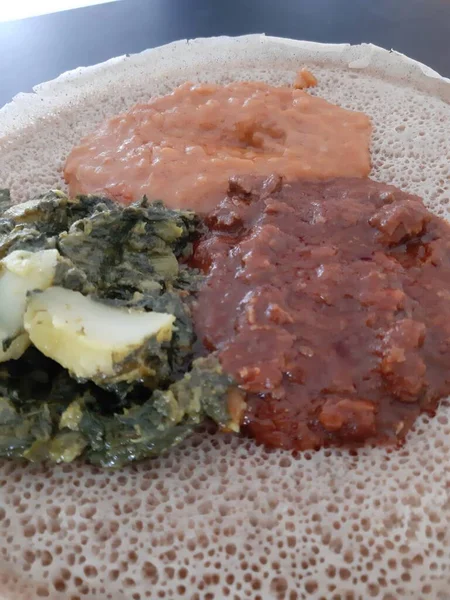 Asmara Eritrea 2021 Ethiopian Eritrean Food Assortment Main Dishes Injera — Stock Photo, Image