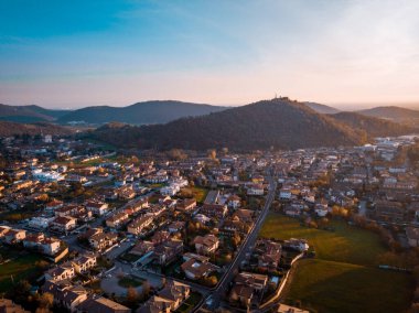 Bir İHA 'dan Monticelli brusati görüntüsü