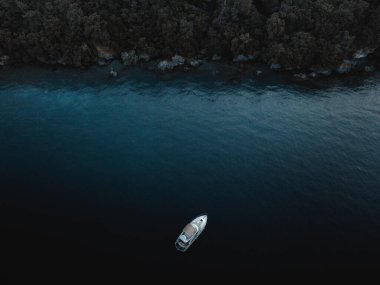 Garda gölünün manzarası harika.