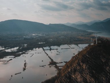 İHA 'dan göl manzarası