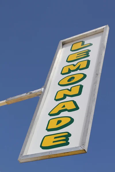 Lemonade sign at the Strawberry Festival — Stock Photo, Image