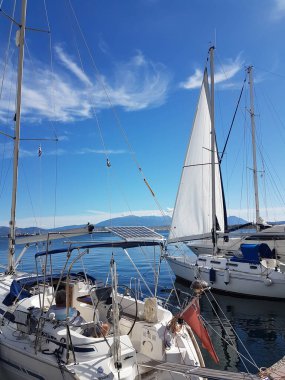 PreVEZA, GREECE, 18 EKİM 2020, Güz mevsiminde yelkenli yelkenli yelkenli yelkenlisi dersleri