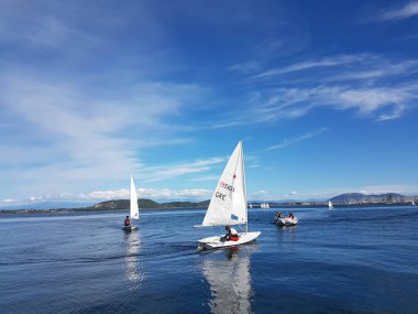 PreVEZA, GREECE, 18 EKİM 2020, Güz mevsiminde yelkenli yelkenli yelkenli yelkenlisi dersleri