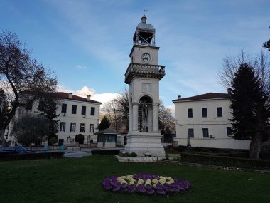 Yunanistan 'da kış öğleden sonra ioannina şehrinde saat