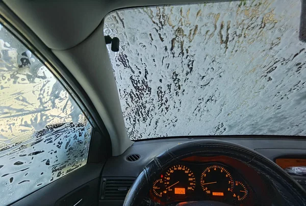 Car Wash Cleaning Glass Foam Water Brushes — Stock Photo, Image