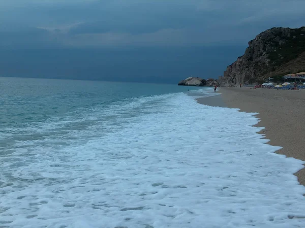 Puesta Sol Playa Isla Lefkada Sol Mar Impresionantes Colores Noche — Foto de Stock