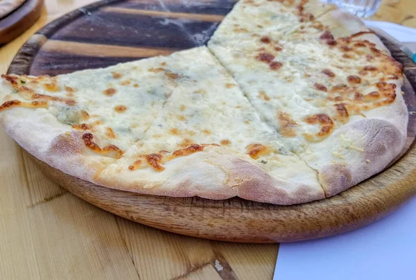 Pizza Quatro Queijo Tradicional Top Veiw Vista Lateral Superior — Fotografia de Stock