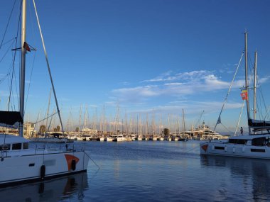 PREVEZA PORT, GREECE, 3 HAZİRAN 2021, PORT 'ta SHIPS, Preveza şehir gemileri yatı