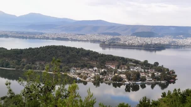 Ioannina Ciudad Mezquita Col Rizada Otoño Nubes Movimiento Griego — Vídeos de Stock