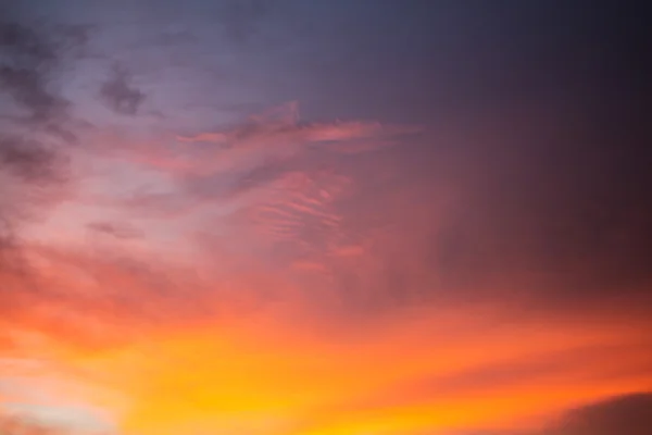 Sky bakgrund på soluppgången — Stockfoto