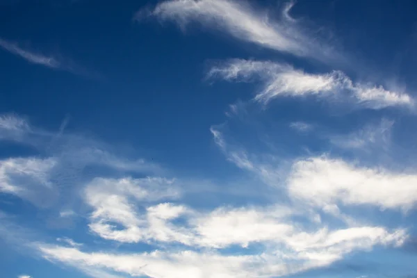 Céu azul fundo — Fotografia de Stock