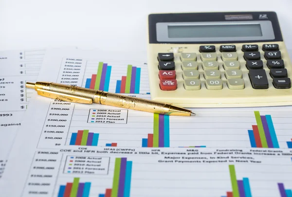 Financial report and statistic chart business concept — Stock Photo, Image