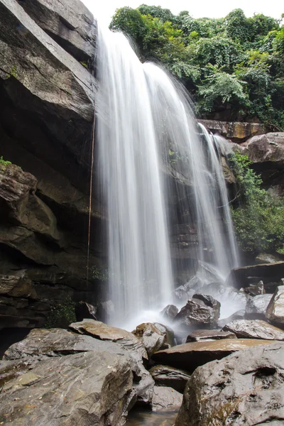 Cachoeira na Tailândia — Fotografia de Stock