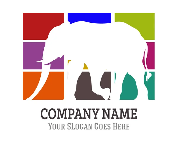 Logo de silueta de elefante — Vector de stock