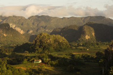 Mogotes Vadisi'nde Vinales, Cu, yatay üzerinden panoramik görünüm