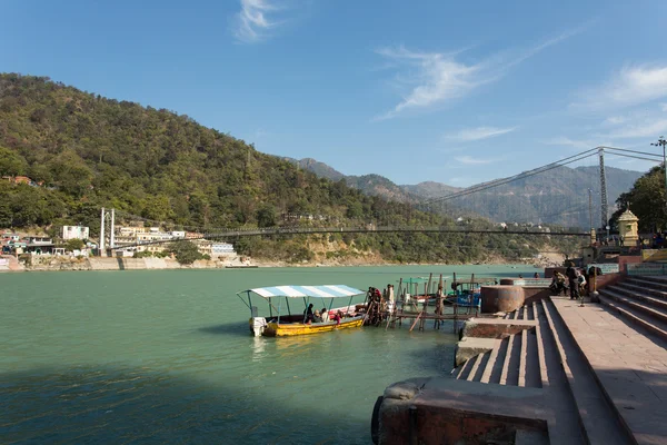 Rishikesh, Indie - Jan 01: Neznámí lidé připravované na cro — Stock fotografie