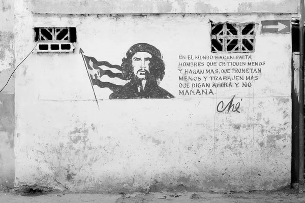 Havana - 17. februar: ein grunge-graffiti-portrait von che guevara — Stockfoto